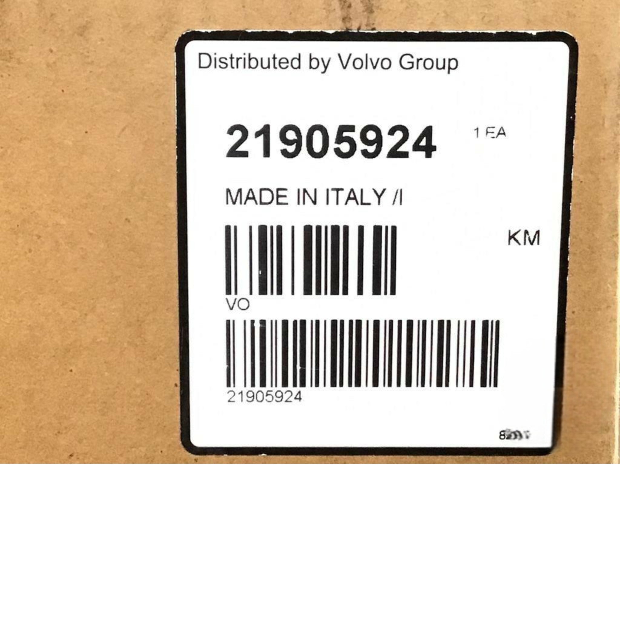 21905924 Genuine Mack Cover