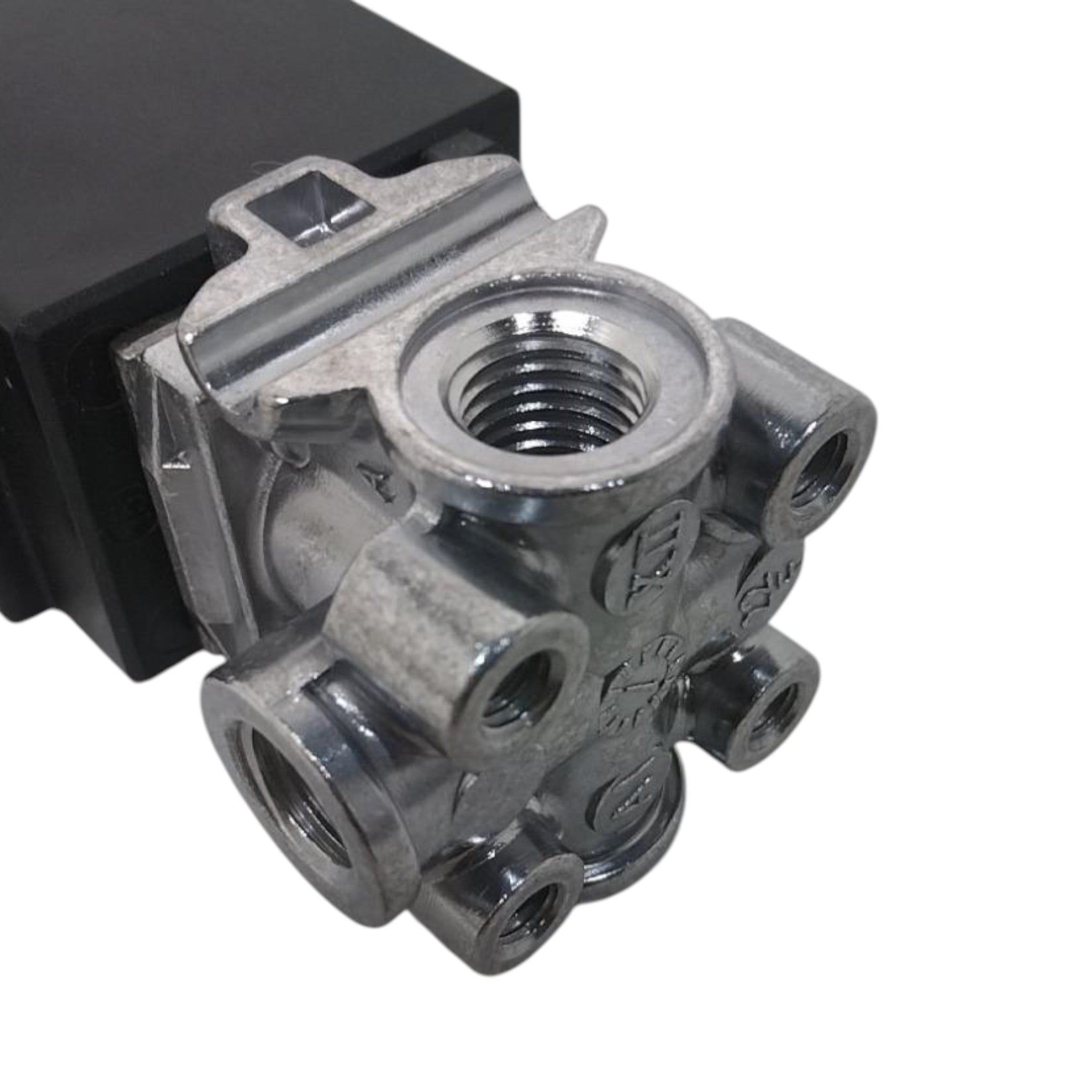 85153673 Genuine Mack Power Take-Off