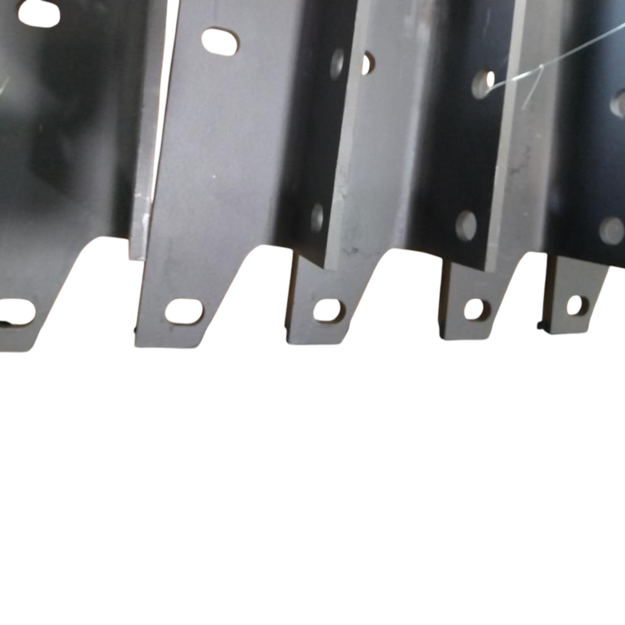 25137030 Genuine Mack Bracket