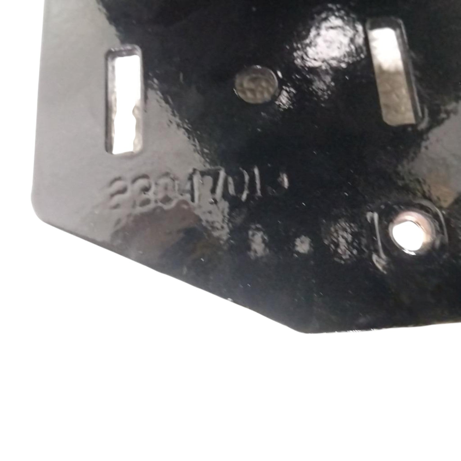 23047019 Genuine Mack Bracket