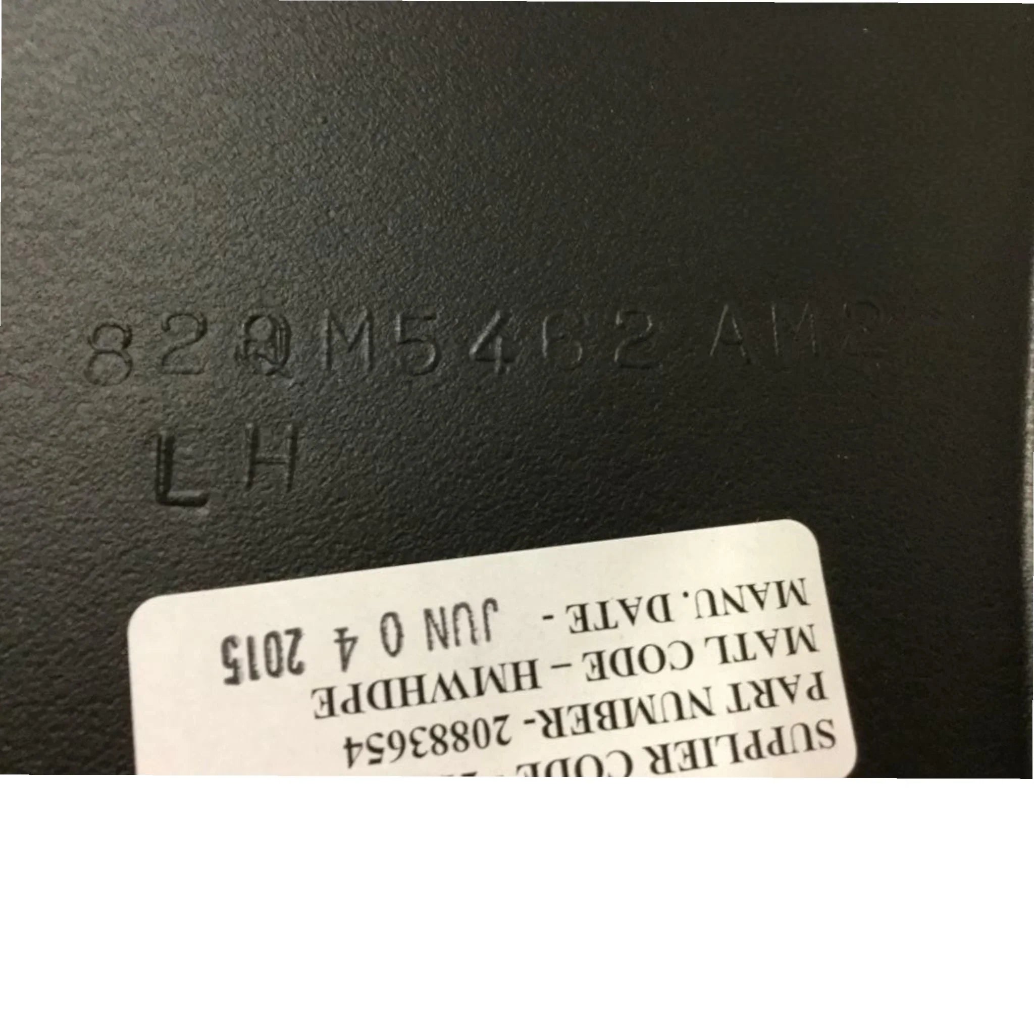 20883654 Genuine Volvo Fender - Truck To Trailer