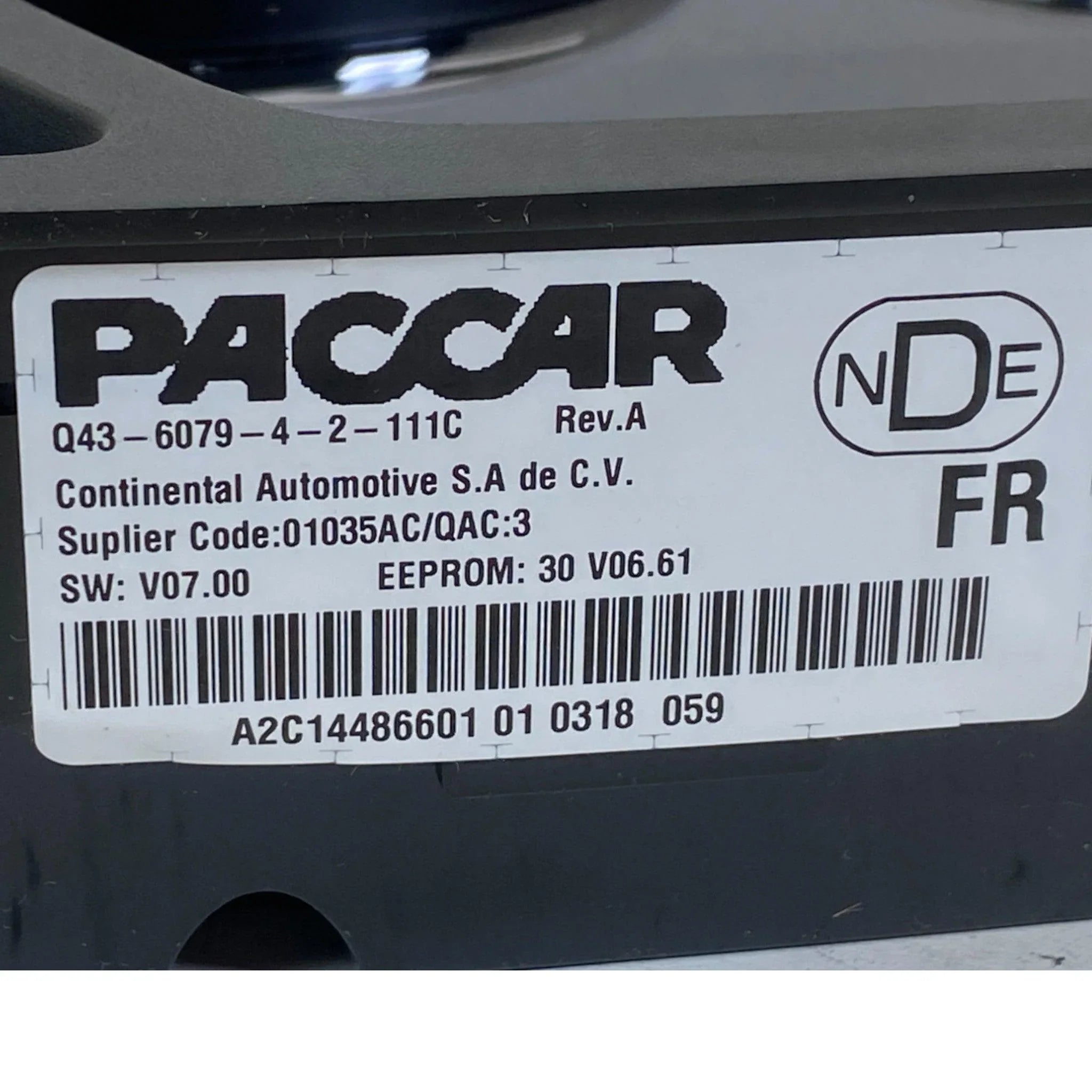 Q43607942111C Genuine Paccar Instrument Cluster