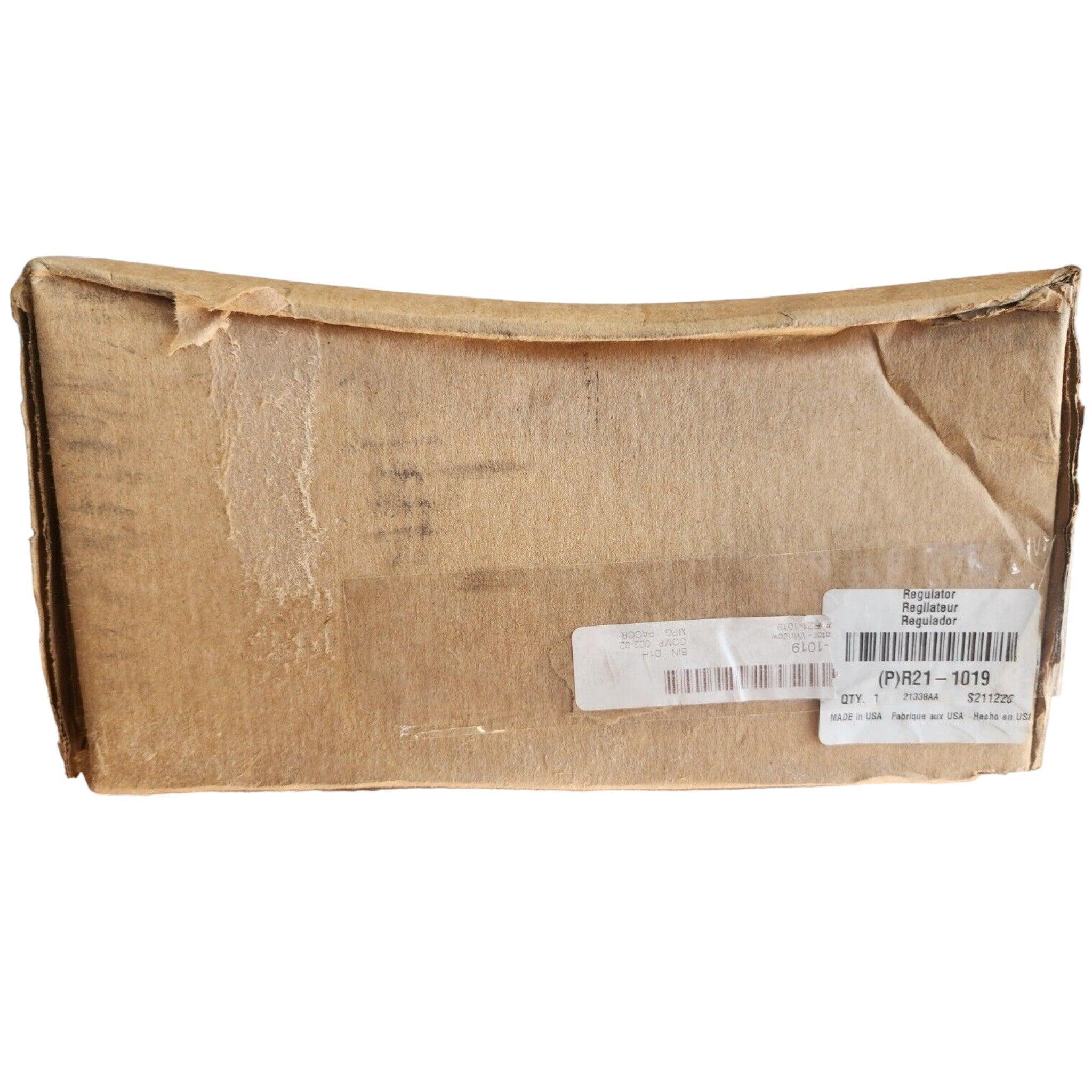 R211019 Genuine Paccar Window Regulator Right Side