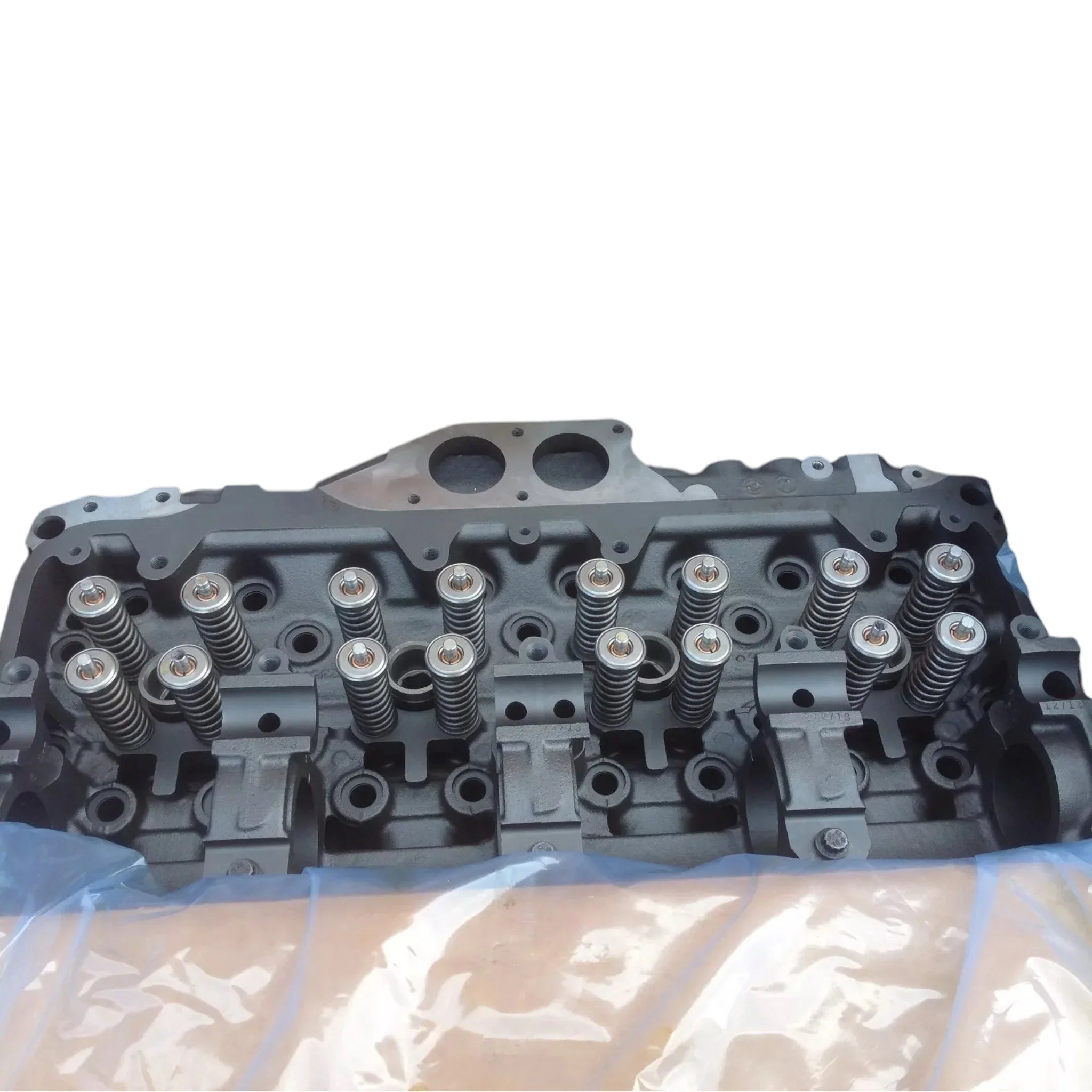 23511352 Genuine Detroit Diesel Engine Cylinder Head