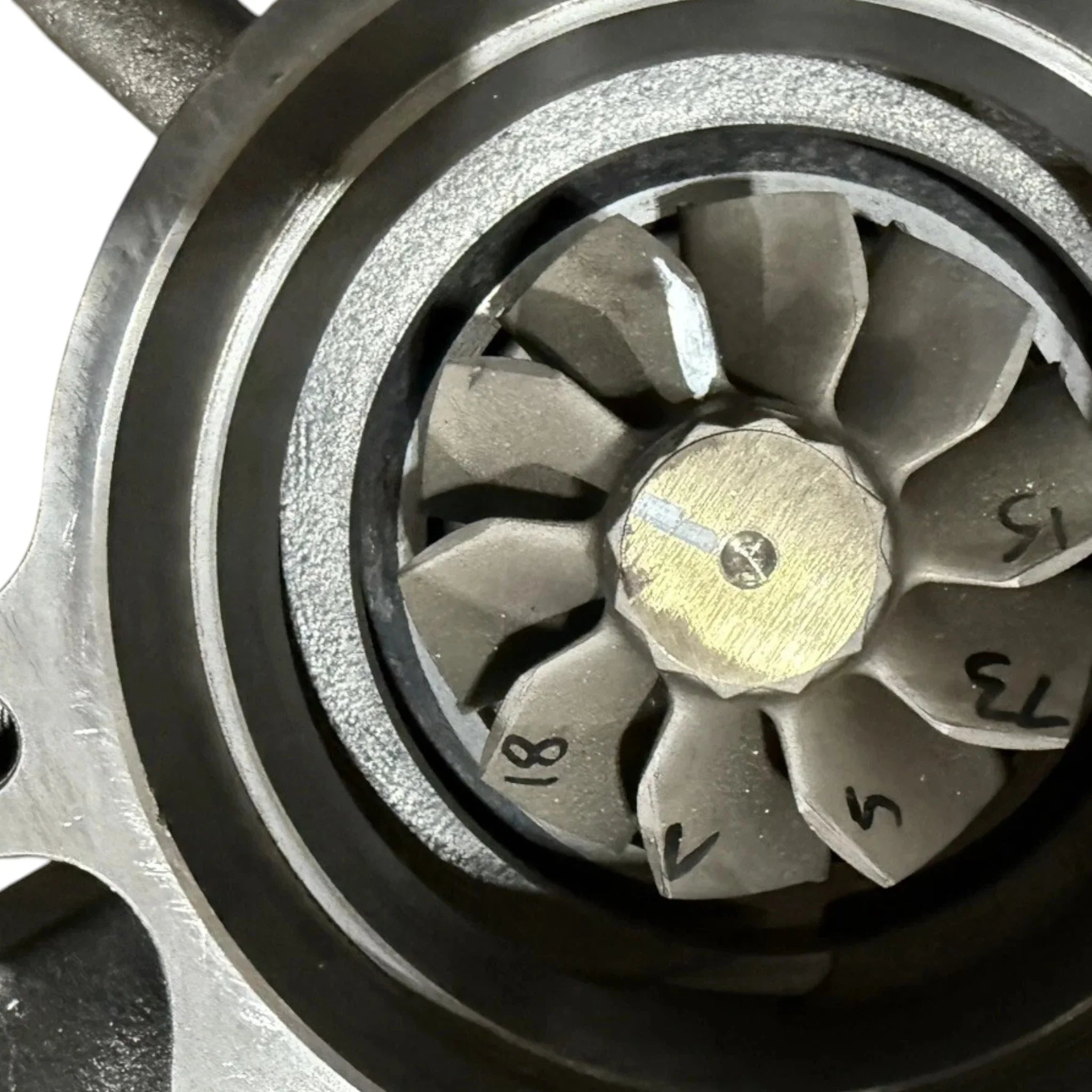 RA008096999 Genuine Detroit Diesel Turbocharger MBE4000