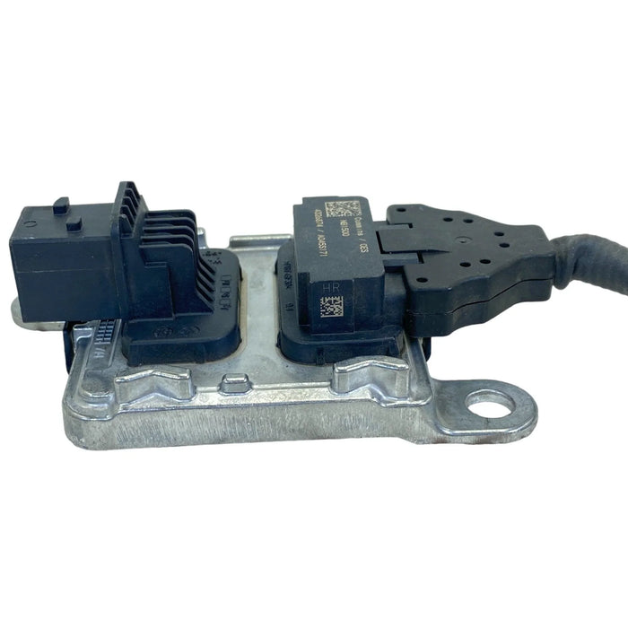 Ra0101538128 Genuine Detroit Diesel Nox Sensor Outlet For Mercedes Benz