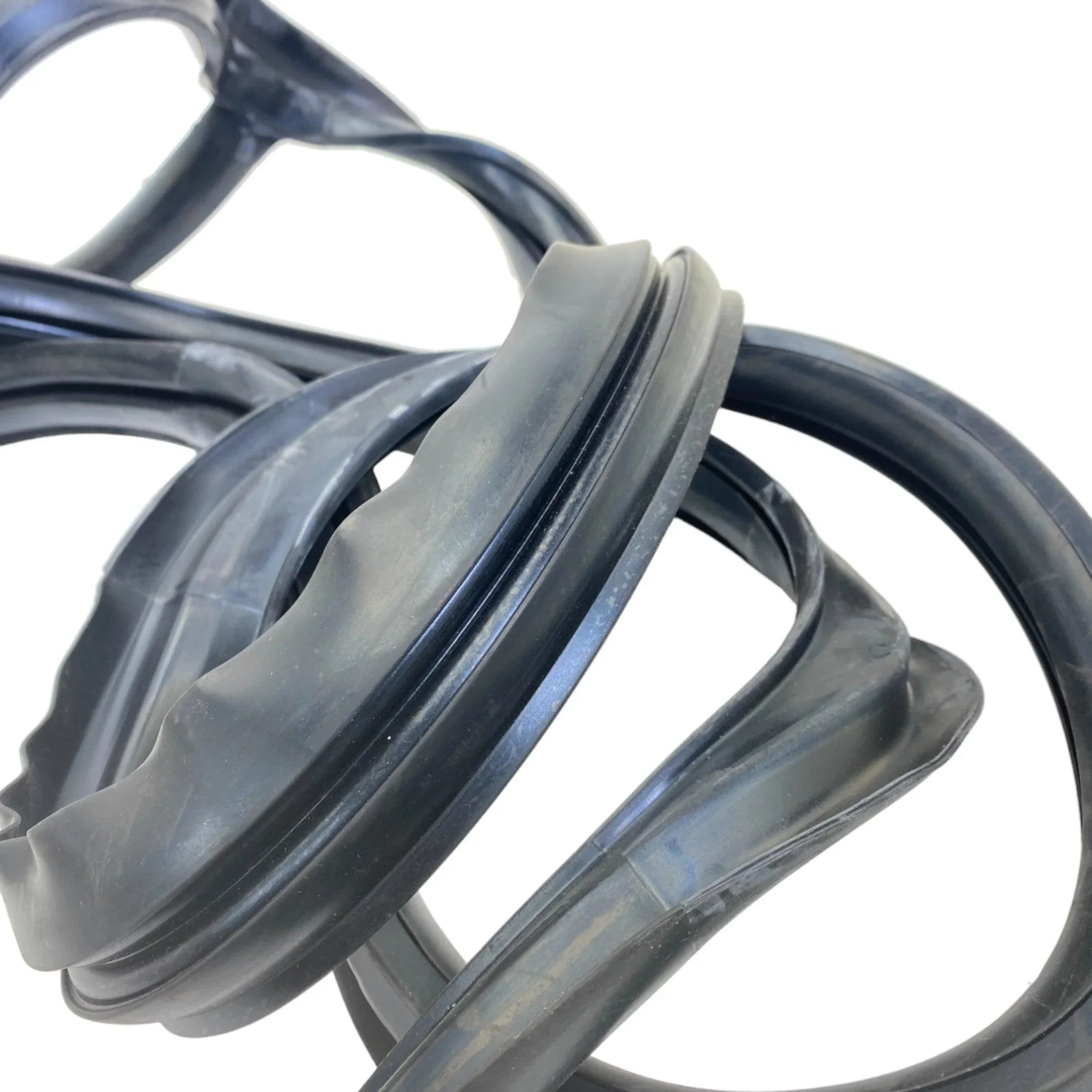 RFA18-66173-000 Gennuine Freightliner Windshield Seal Kit