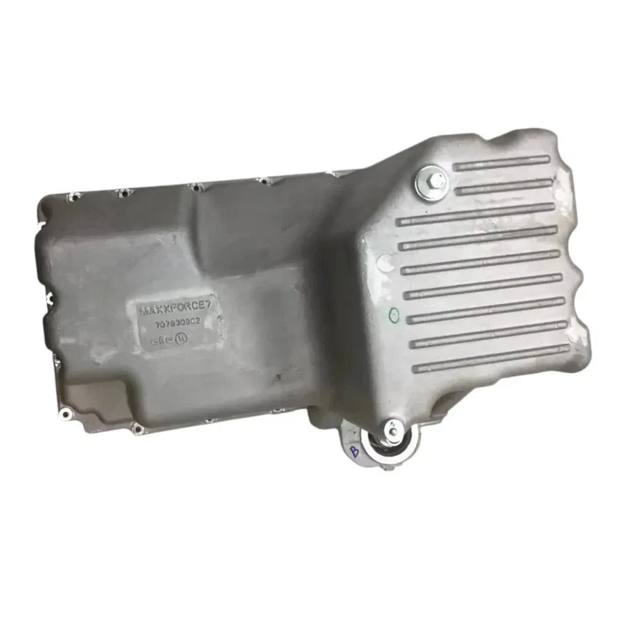 7078092C91 Genuine International Oil Pan