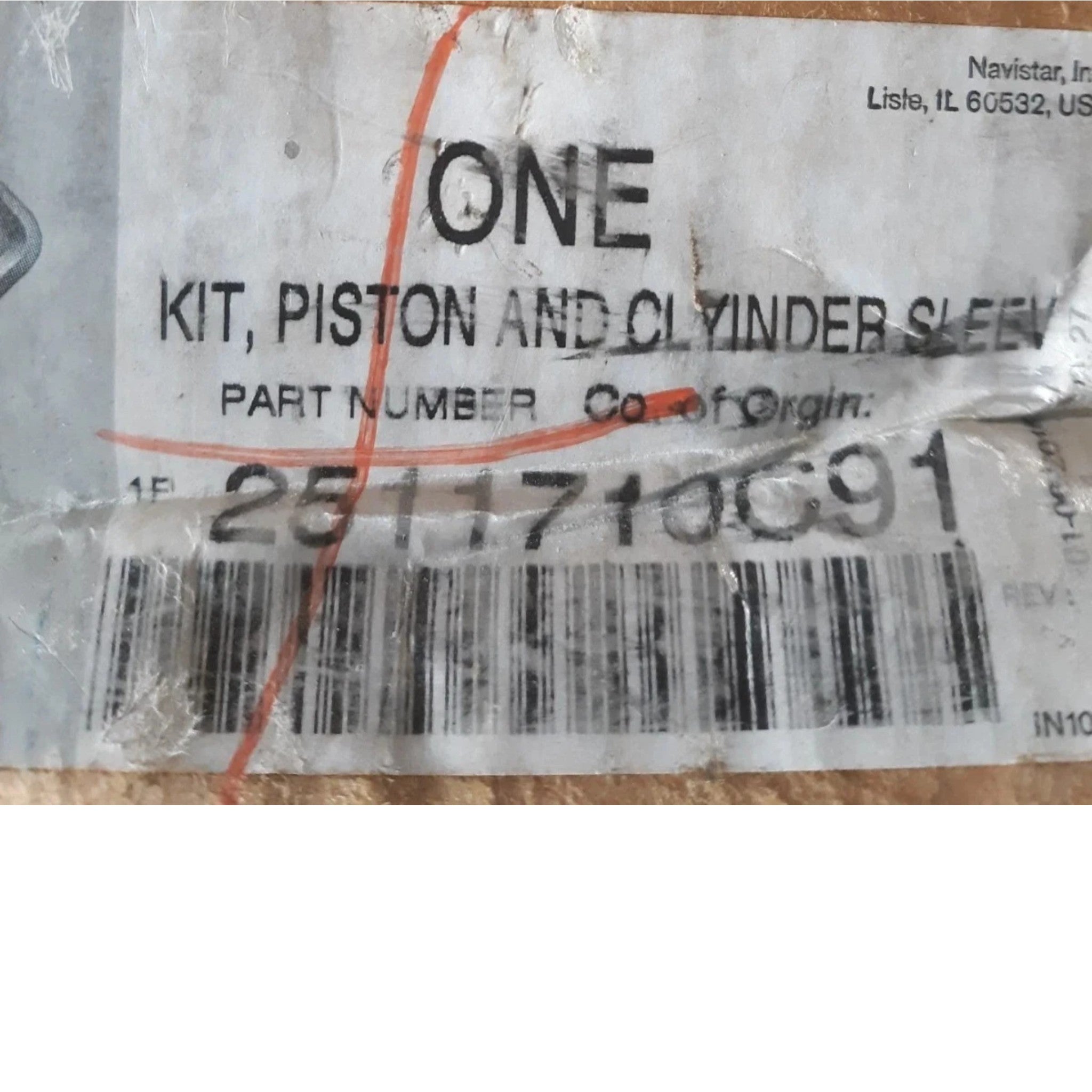 2511710C92 Genuine International Piston And Cylinder Sleeve Kit