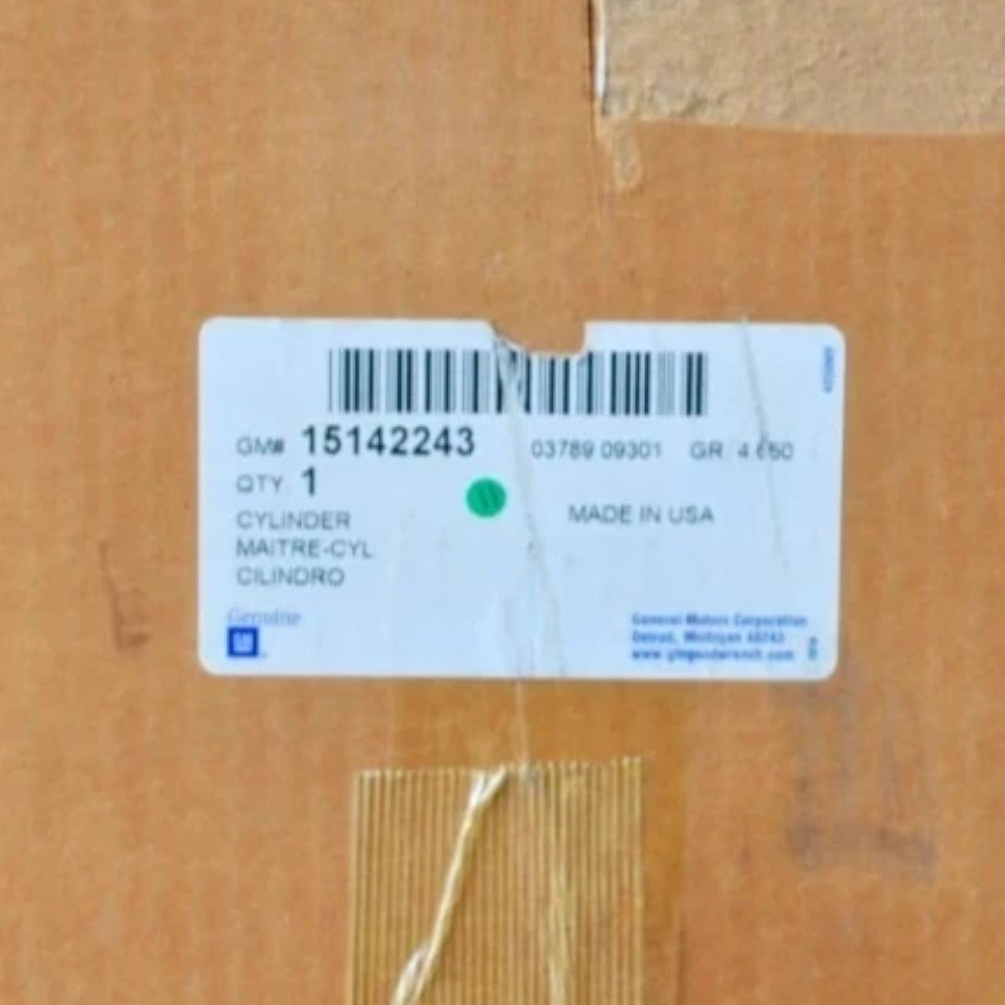 19301986 Genuine GM Brake Master Cylinder Assembly