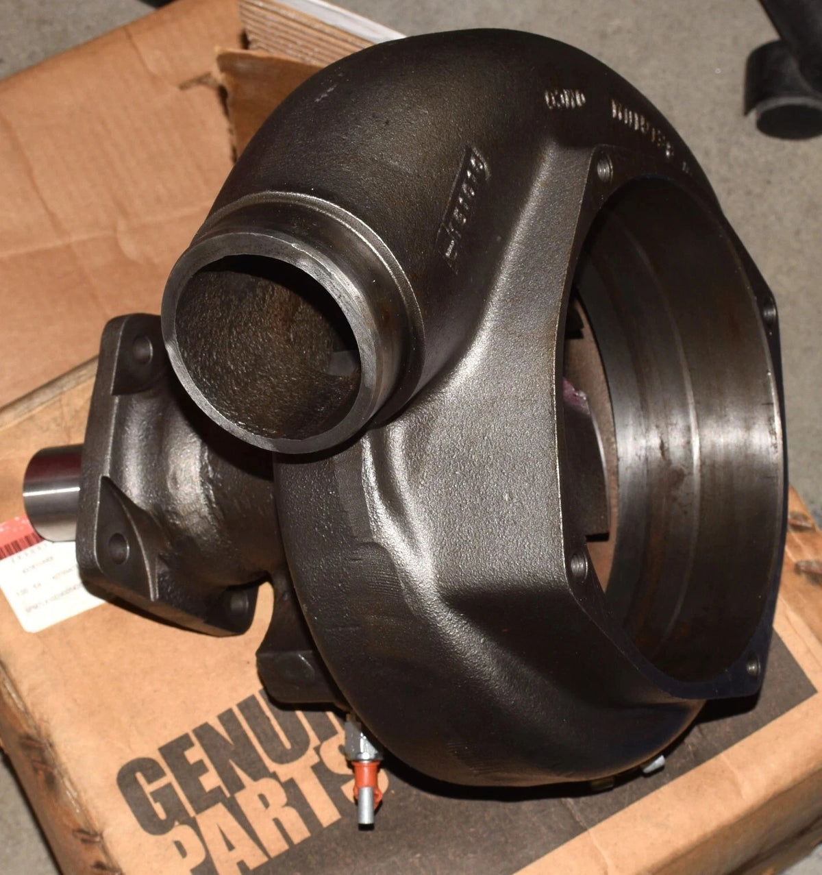 3041104 Genuine Cummins Water Pump