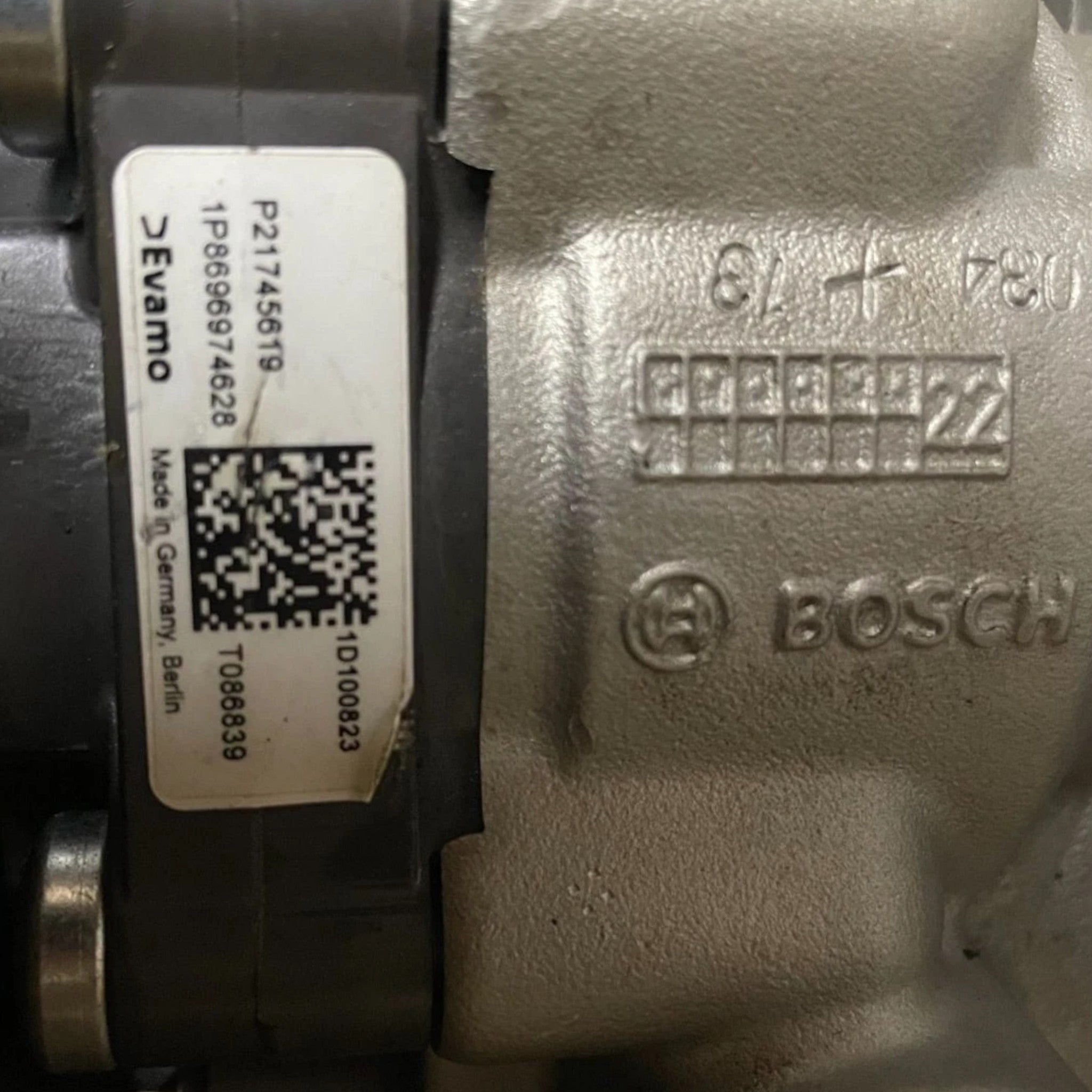 21017845 Genuine Volvo Tandem Pump