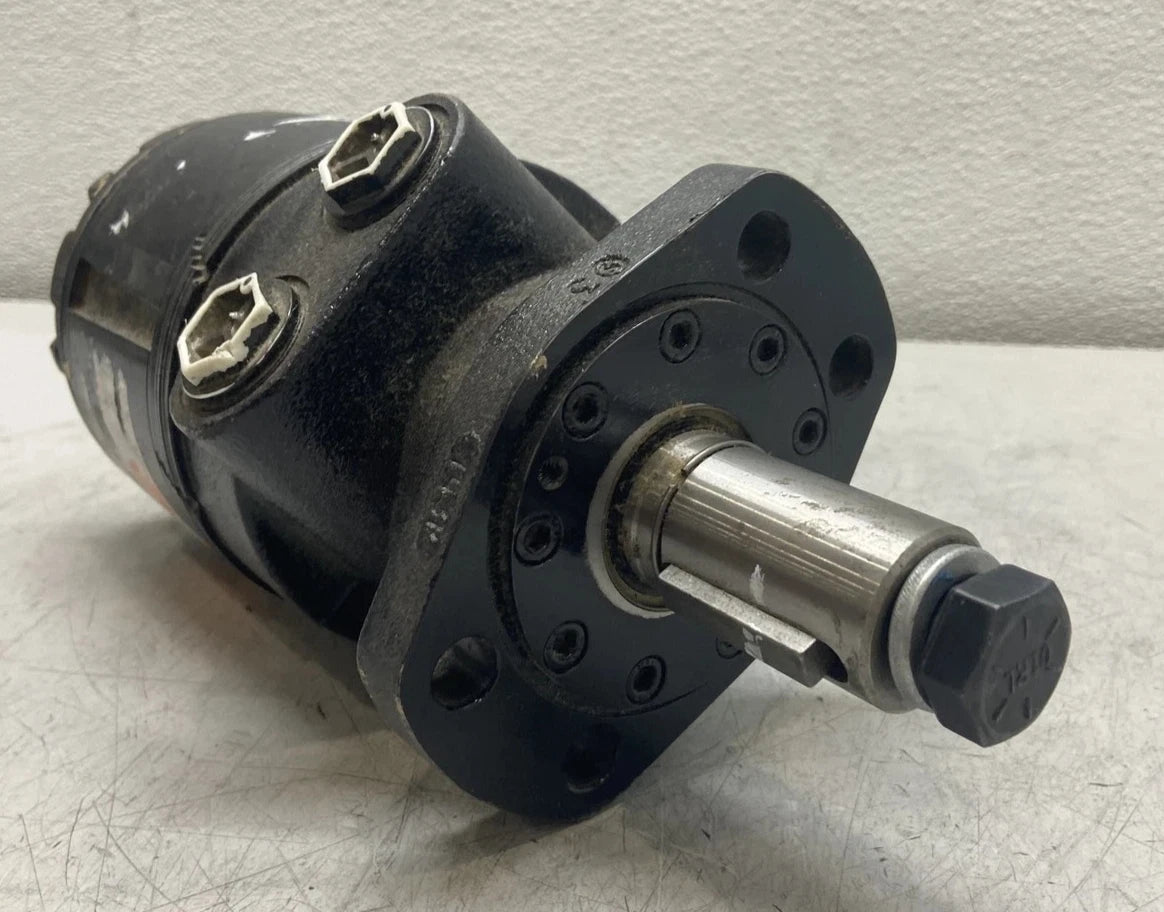 11207592 White Hydraulic Motor