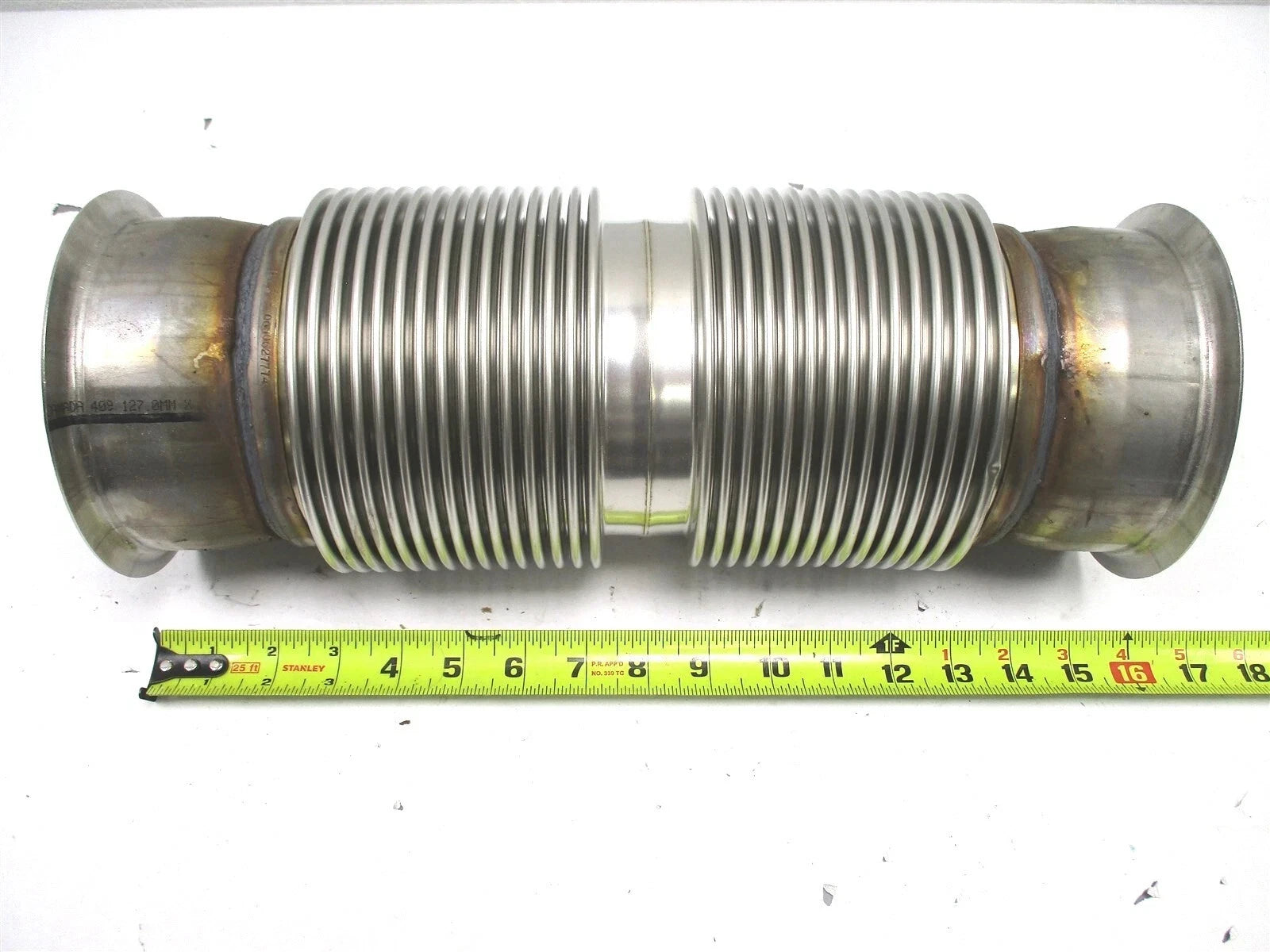 04-28522-000 Genuine Freightliner Exhaust Pipe Bellow