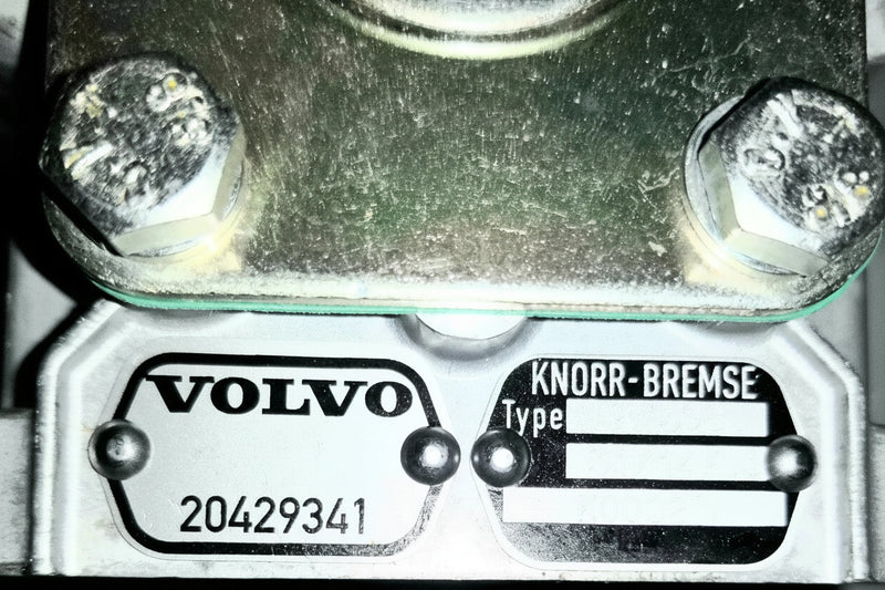 8113406 Genuine Volvo Penta Air Compressor