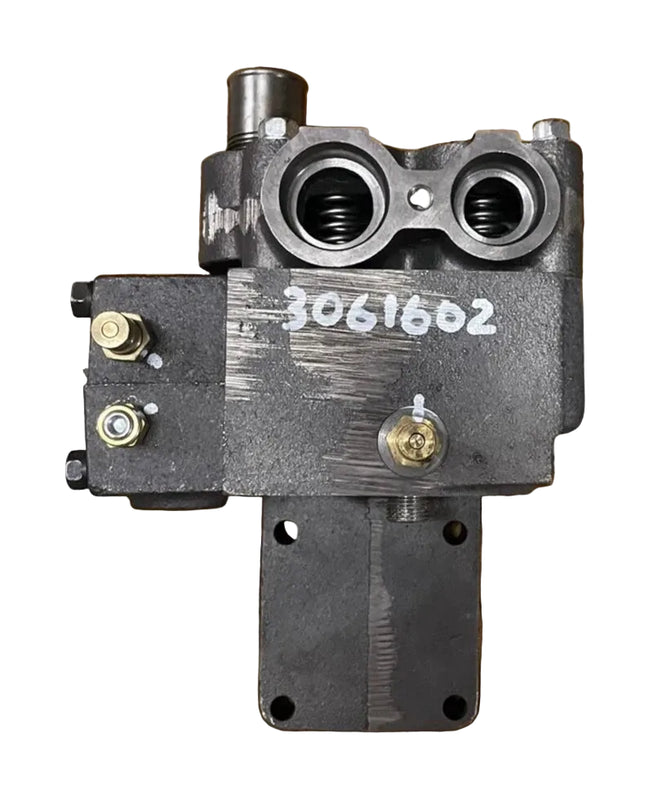 3044526 Genuine Cummins Thermostat Housing