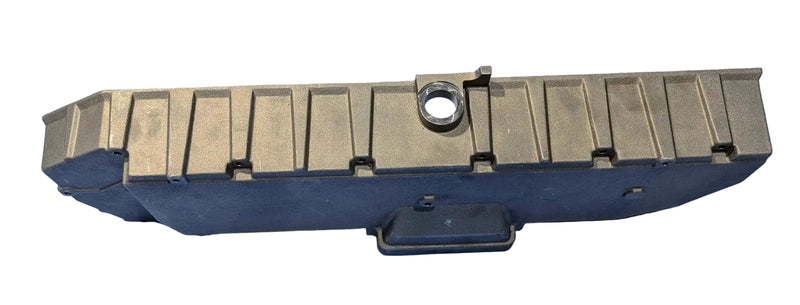 1833182C1 Genuine International Valve Cover Assembly