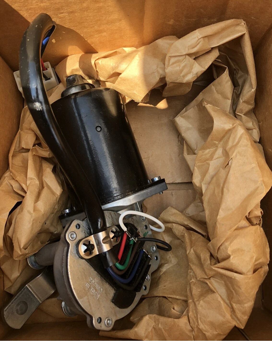 E006159 Genuine International Windshield Wiper Motor