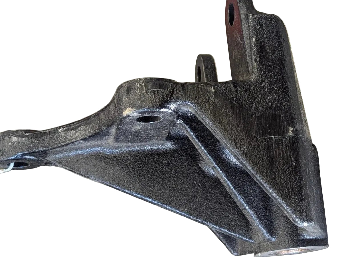 1664416C2 Genuine International Front Spring Bracket