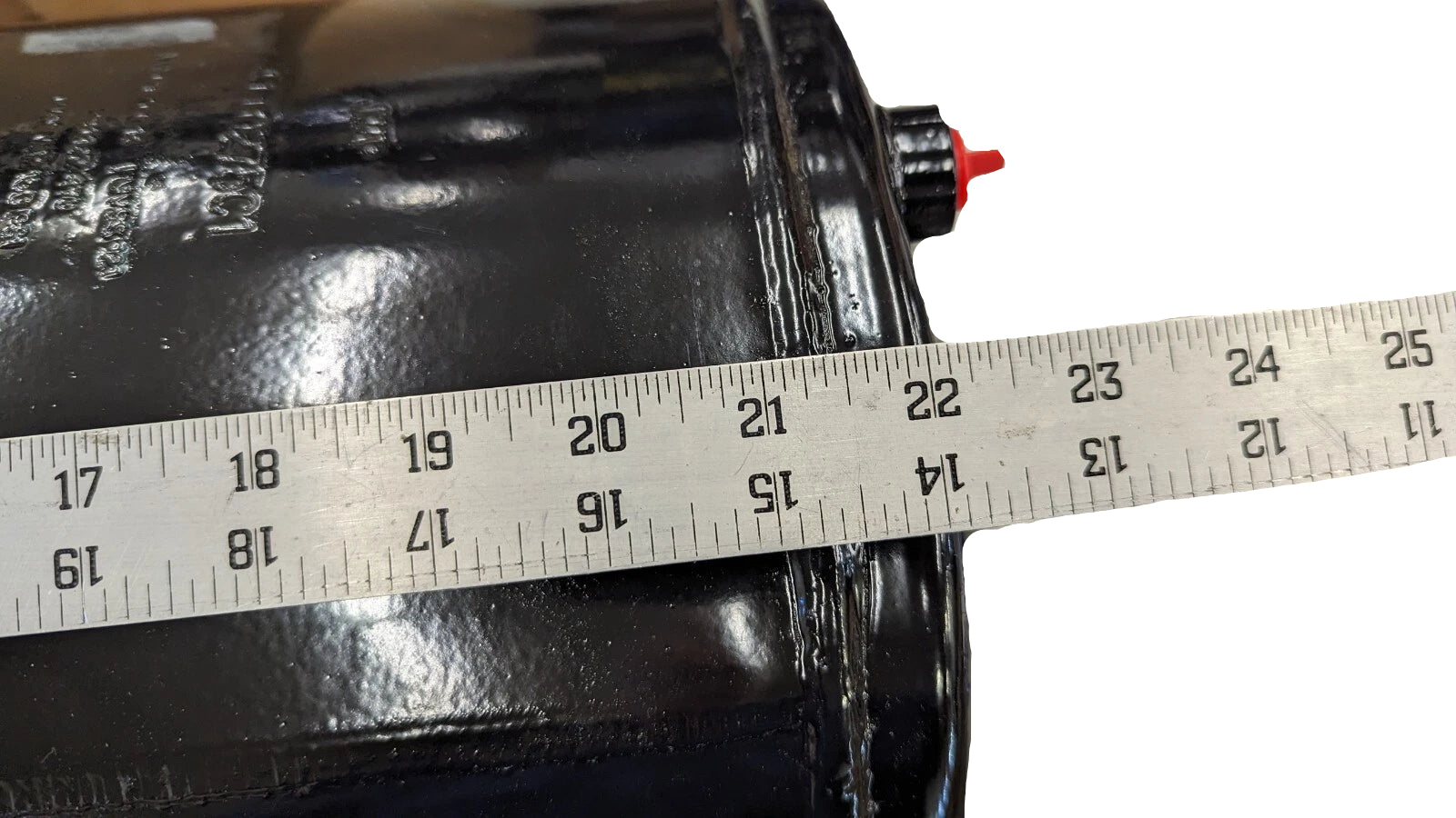 4110275C1 Genuine International Air Reservoir