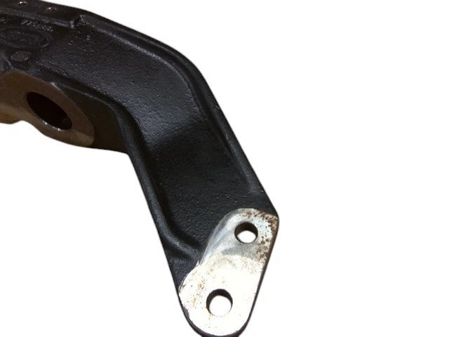 05-19977M001 Genuine Peterbilt Engine Front Support Bracket