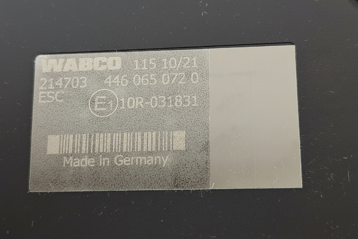 3890202C2 Genuine International Yaw Rete Sensor