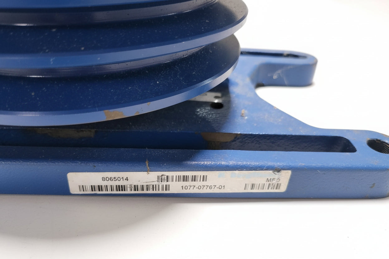 8065014 Genuine Volvo Fan Hub Assembly