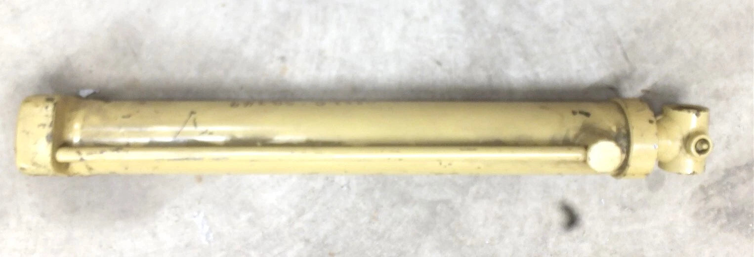 Genuine OEM Kubota Hydraulic Cylinder - Configuration 2