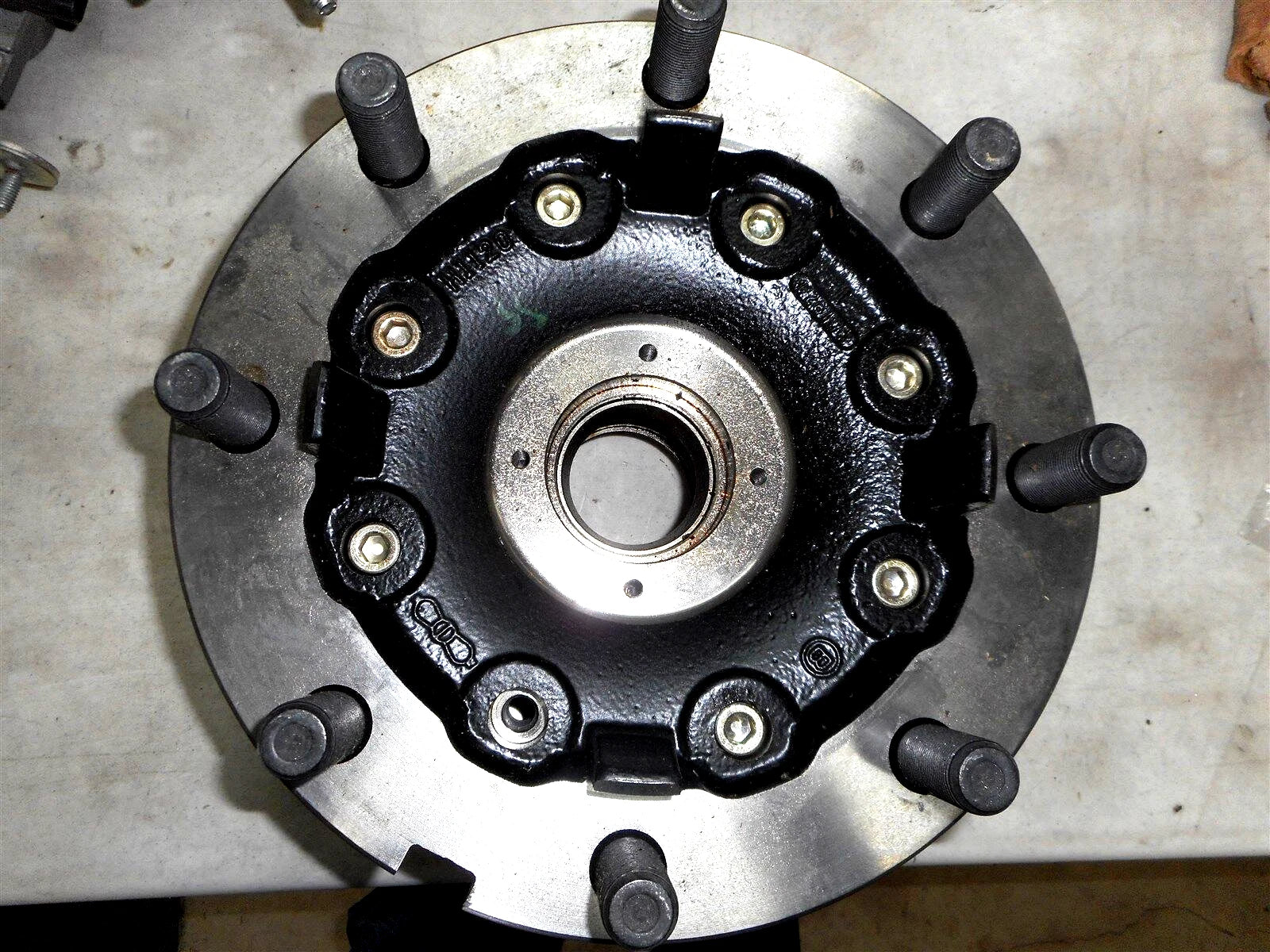 New Meritor Air Brake Rotor and Wheel Hub Front Rotor