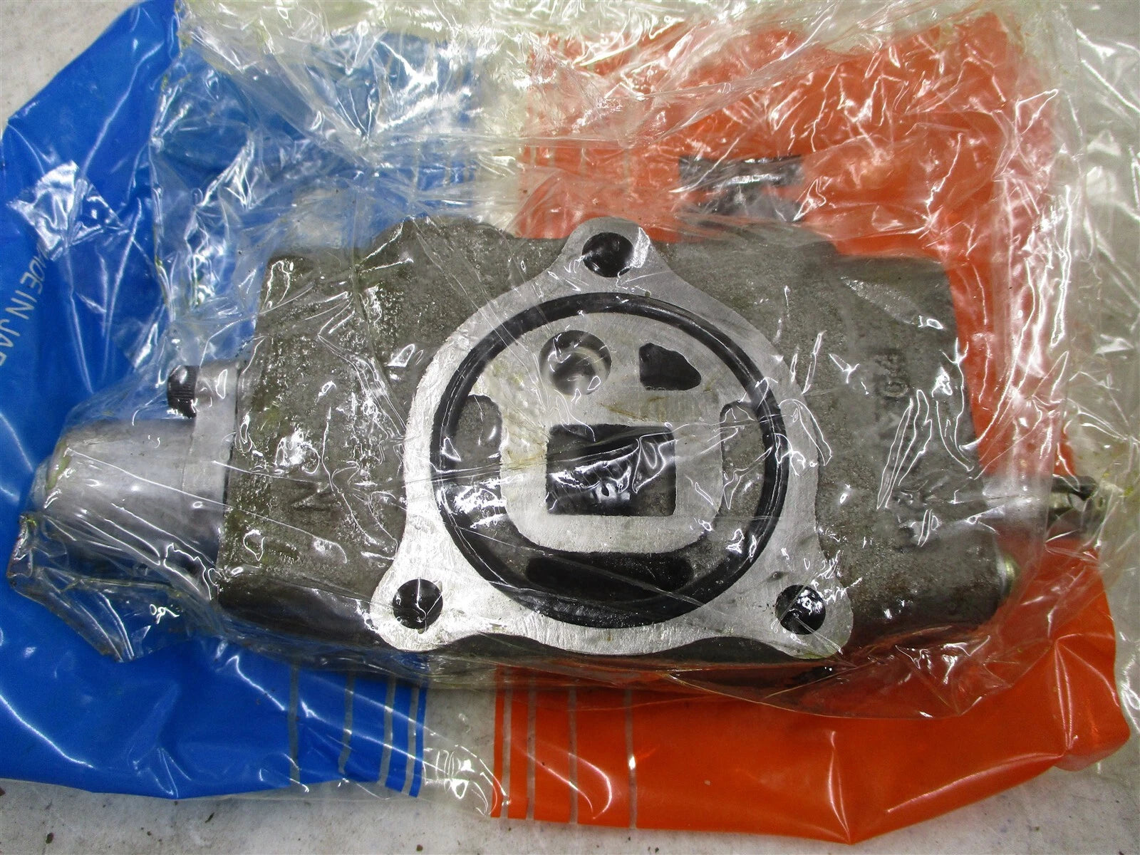 Genuine Kubota Hydraulic Section Spool Valve KH-151 Excavator