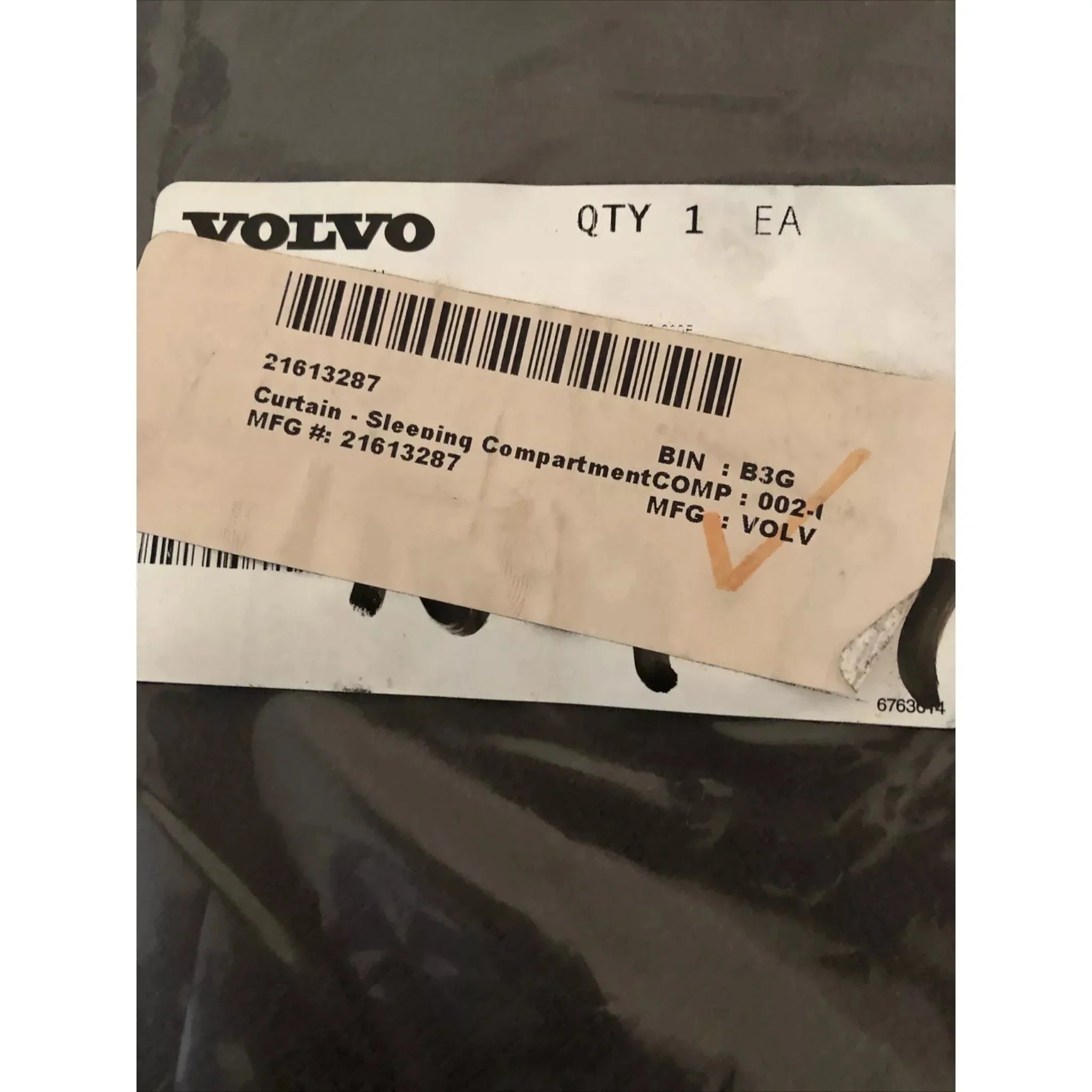 21613287 Genuine Volvo Curtain - Truck To Trailer