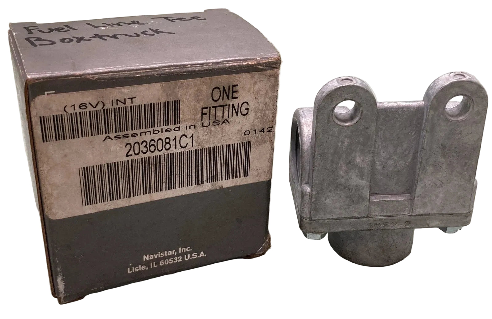 2036081C1 Genuine International Flow Splitter Outlet