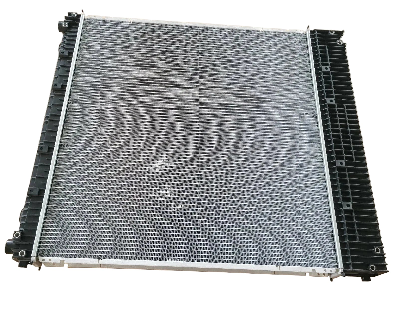 0537138000  Genuine Freightliner Radiator