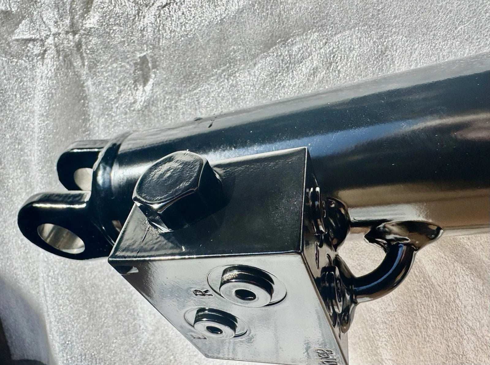 375 –0724 CAT Quick Coupler Basic Cylinder