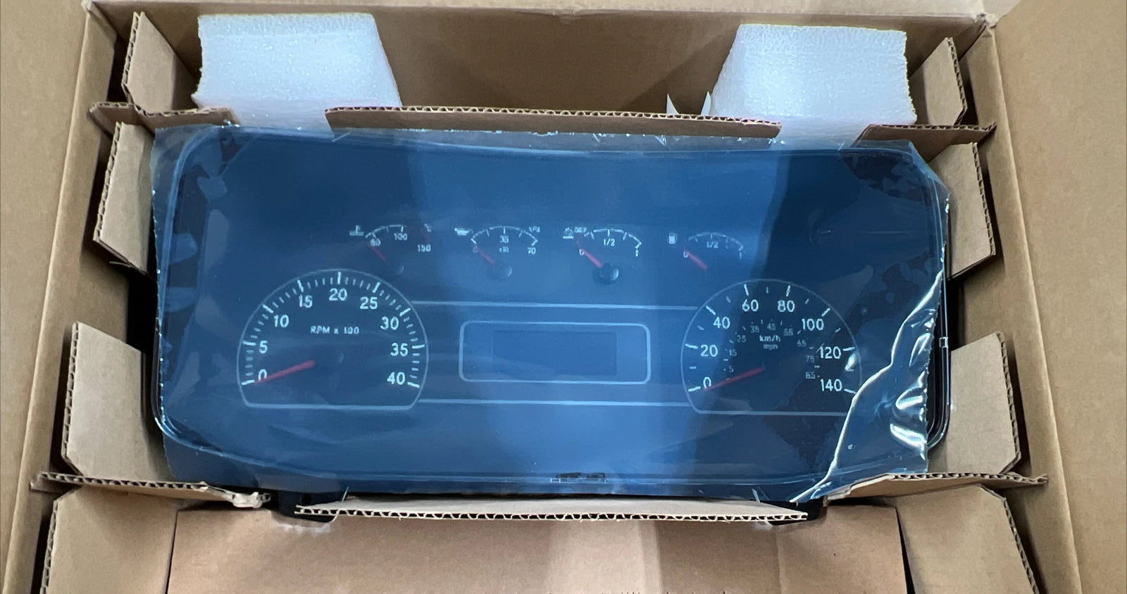 4094339C1 Genuine International Cluster Housing Instrument