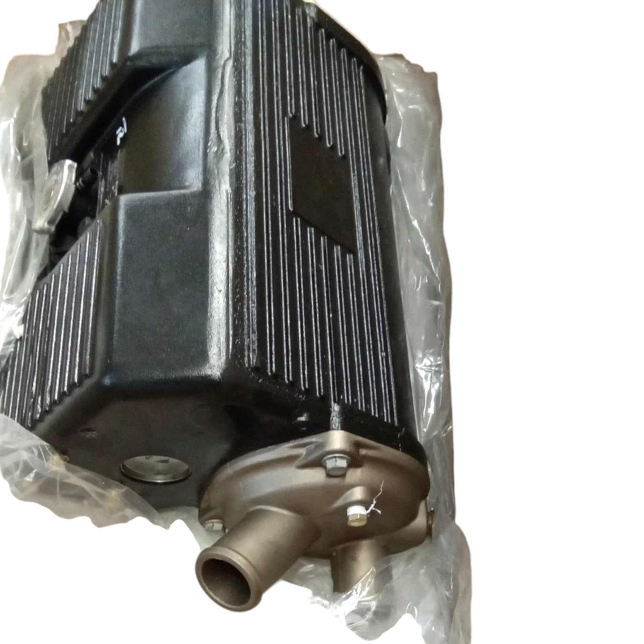 3966252 Genuine Cummins Heat Exchanger