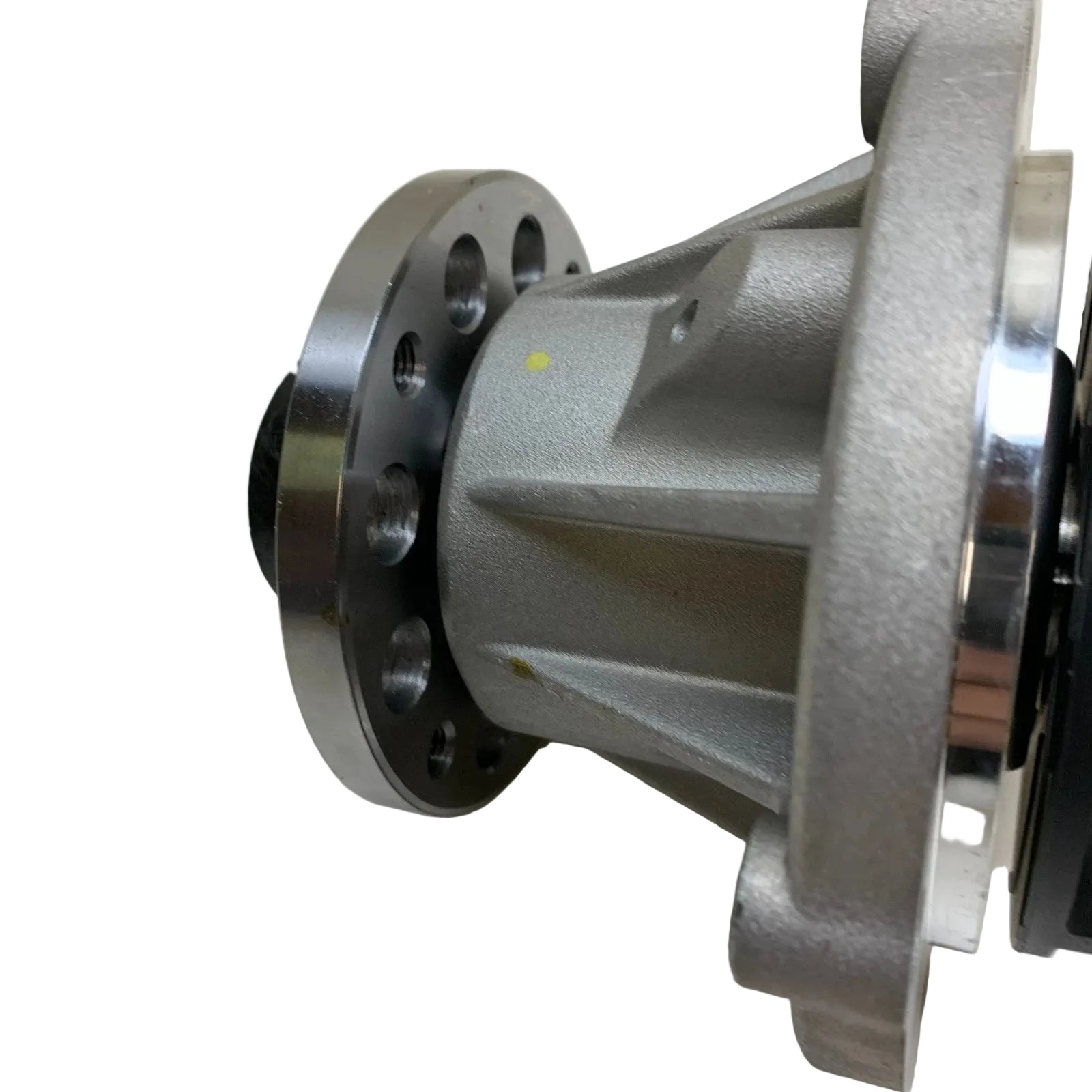1843723C91 Genuine International Water Pump Assembly