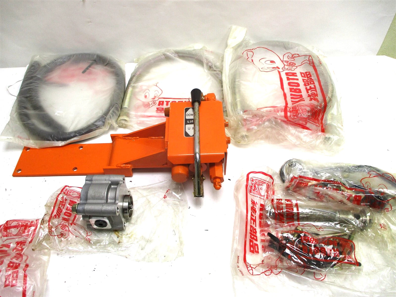 Genuine OEM Kubota Hydraulic Outlet Kit G4200 Tractor Valve Pump