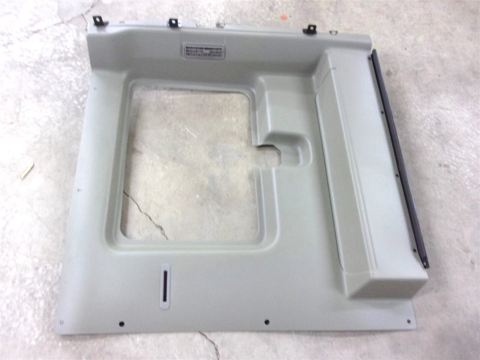 New International Right Side Sleeper Panel with Vent