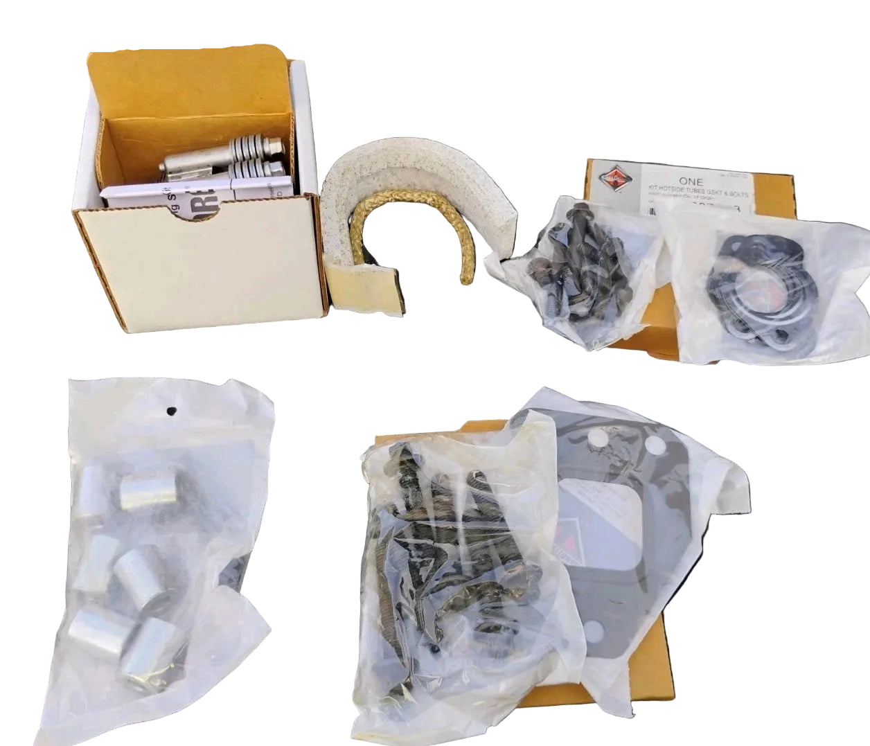 2512186C92 Genuine International Exhaust Manifold Seal Kit