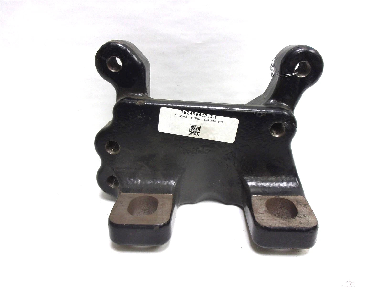 New OEM International Front Engine Mounting Support Bracket
