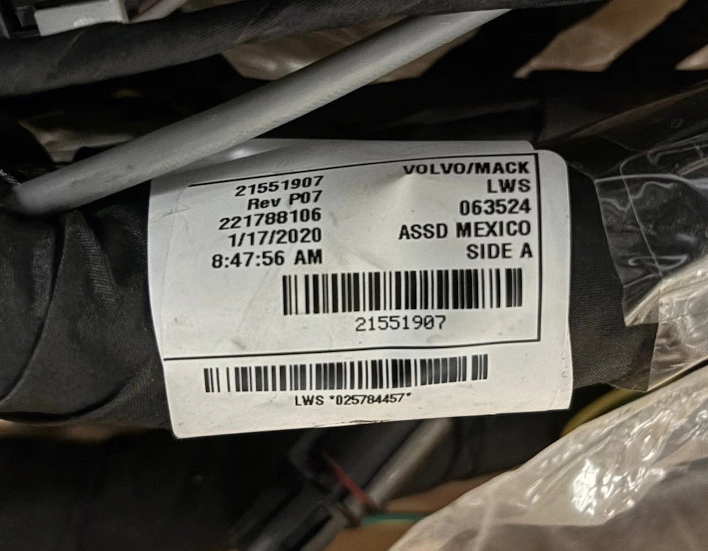 21551907 Genuine Volvo VNL Engine Harness