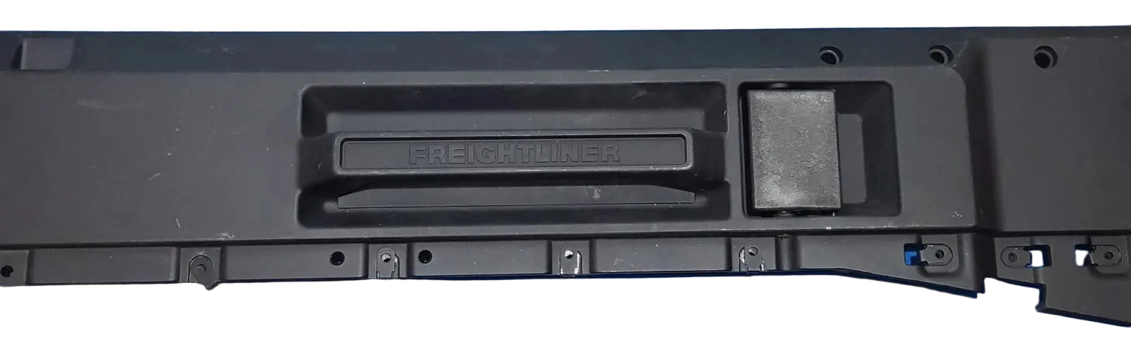 A1821720004 Genuine Freightliner Door‎ Window Sill Lh