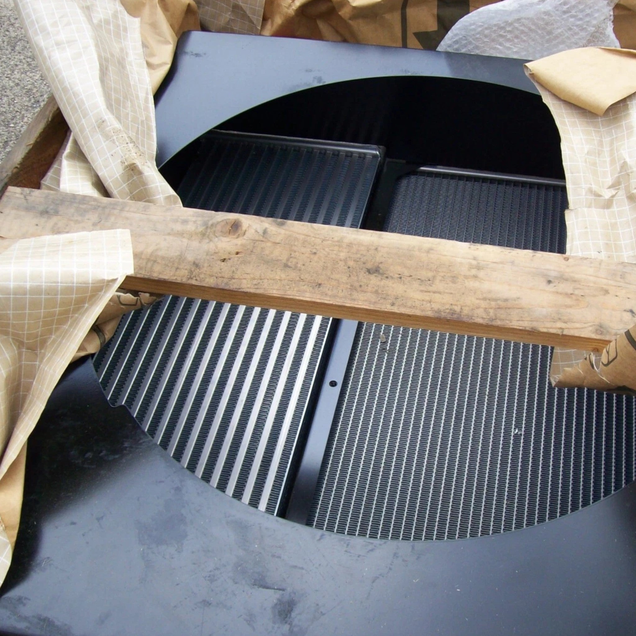 2758174 Genuine CAT Radiator