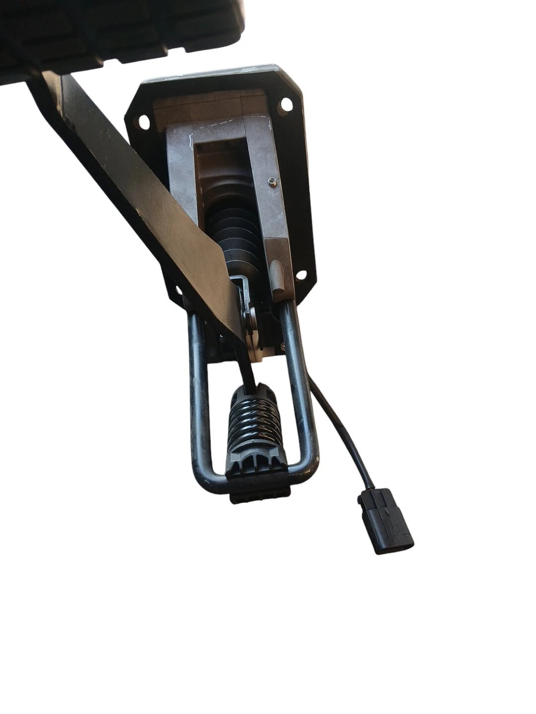 A02-14083-000 Genuine Freightliner Clutch Pedal