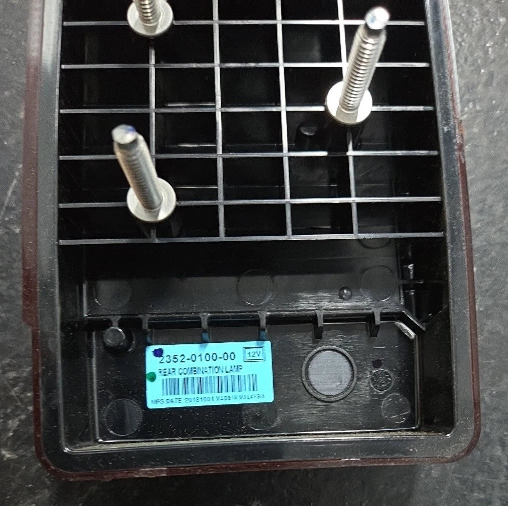6107039C93 Genuine International Tail Light and Stop Led Box