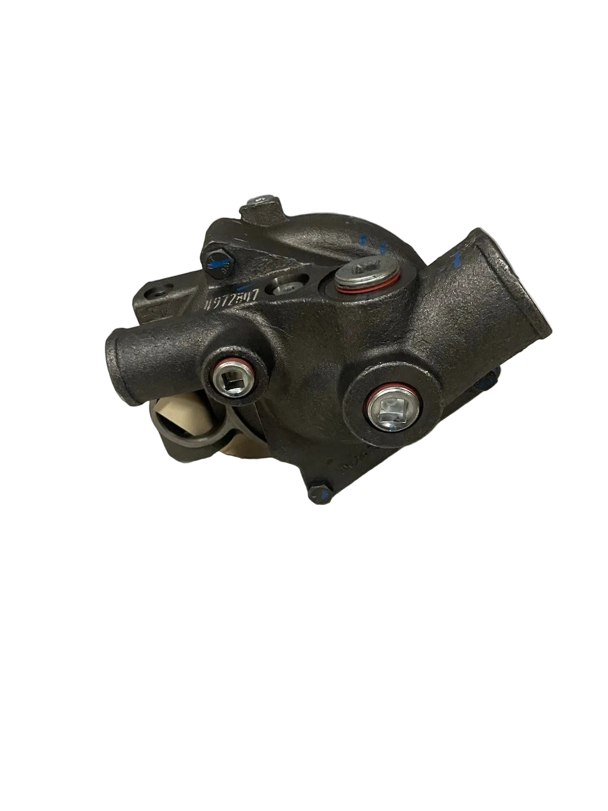 1670750018 Genuine Cummins Water Pump