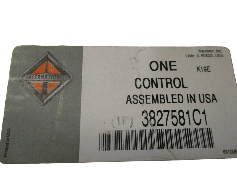 3827581C2 Genuine International Control Heater