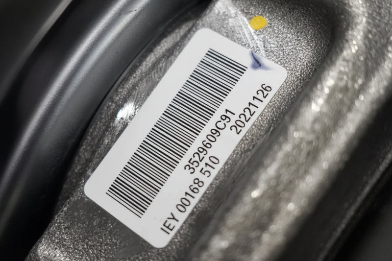 3529609C91 Genuine International Flange End Yoke