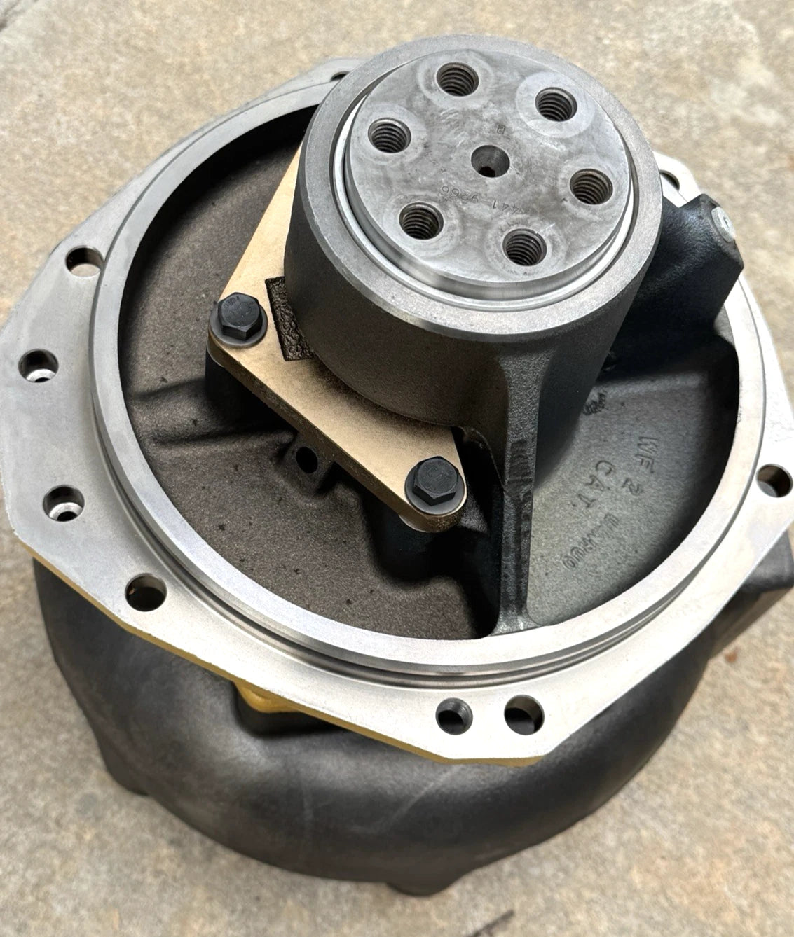 20R-4589 Genuine CAT Water Pump
